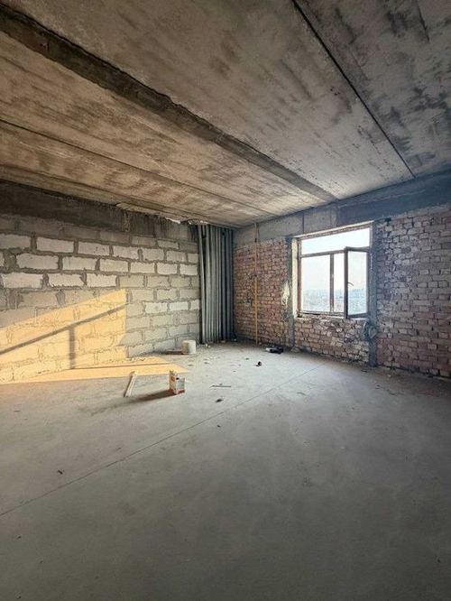 3-xonali kvartira, 100 m²