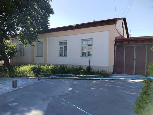 4-room house, 6 m²