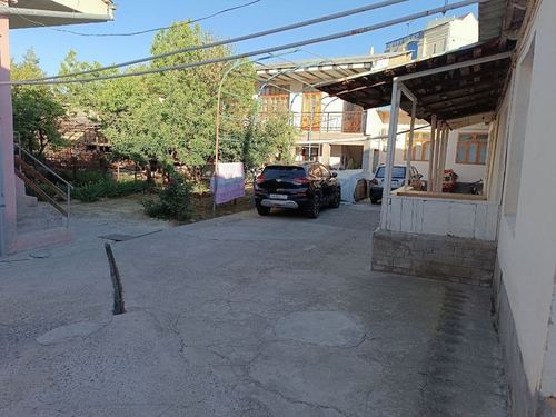 14-room house, 11.7 m²