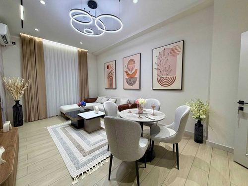 3-xonali kvartira, 105 m²