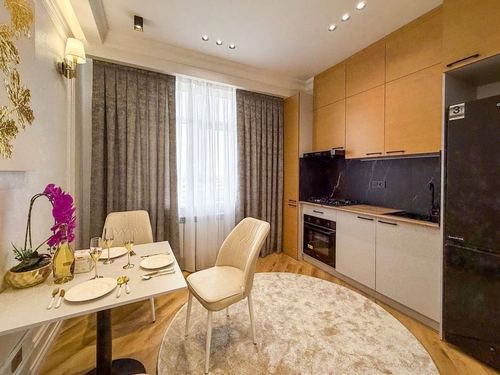 4-xonali kvartira, 80 m²