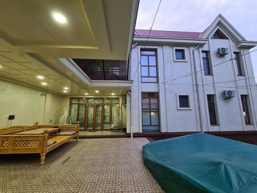 6-xonali uy, 1000 m²