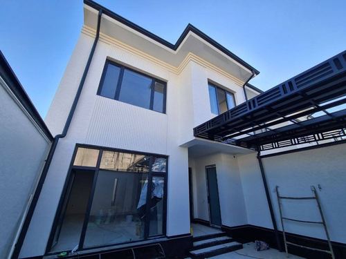 6-xonali uy, 240 m²