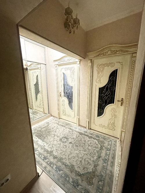 3-xonali kvartira, 76 m²