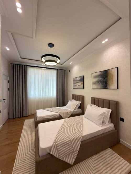 4-xonali kvartira, 114 m²