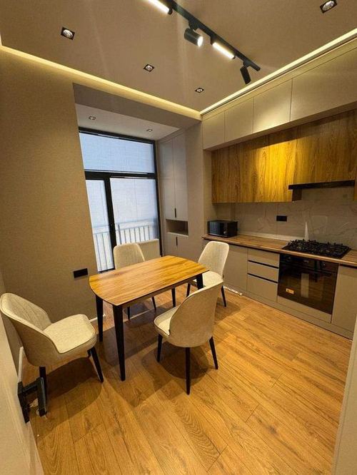 3-room apartment, 83 m²
