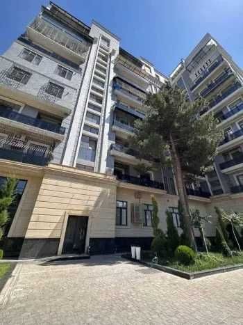 4-комнатная квартира, 136 м², Ташкент, Мирзо-Улугбекский район, на продажу