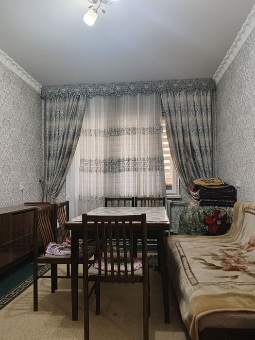 4-комнатная квартира, 90 м², Ташкент, Мирзо-Улугбекский район, на продажу