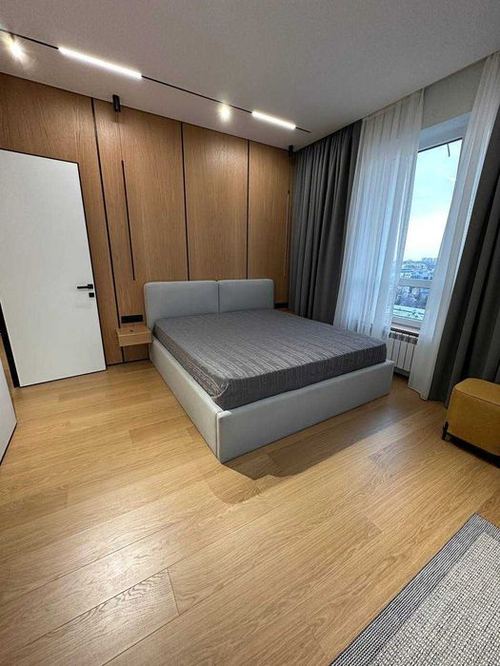 2-xonali kvartira, 80 m²