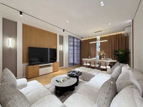 4-xonali kvartira, 187 m²