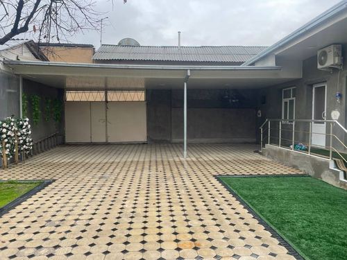 8-room house, 420 m²