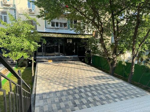 Аренда офис Ор-р: ресторан Уммон 75м2
