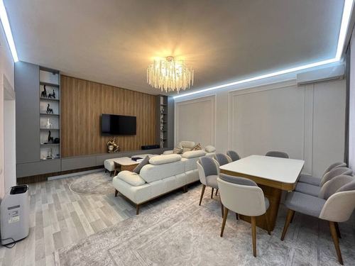 4-xonali kvartira, 111 m²