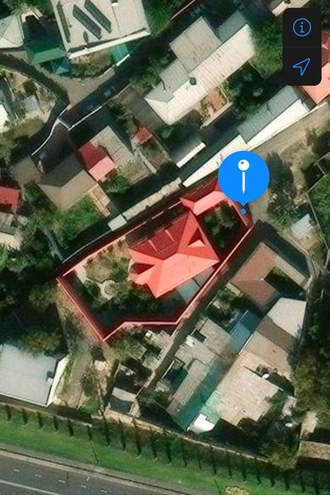 8-xonali uy, 690 m²