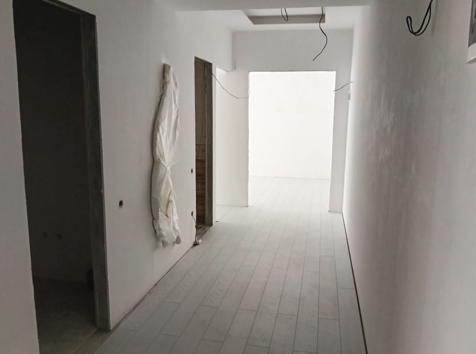4-комнатная квартира, 96 м², Ташкент, Яшнабадский район, на продажу