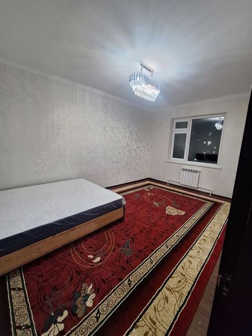 3-xonali kvartira, 74 m²