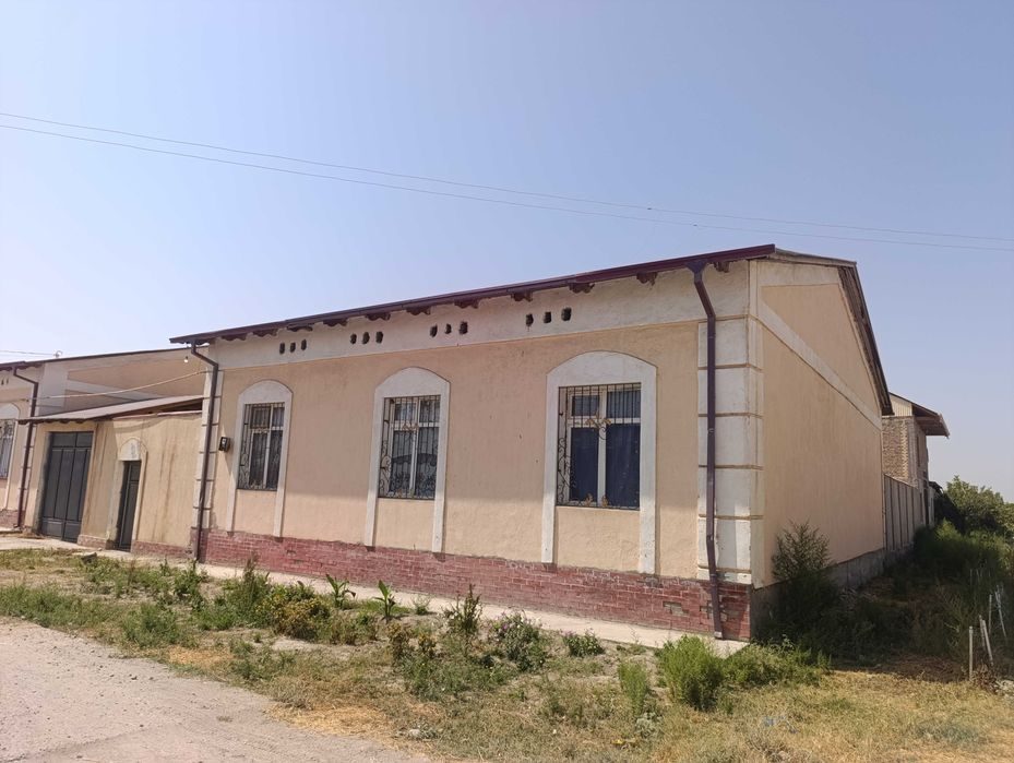 4-комнатный коттедж, 600 м², Каттакурган, на продажу