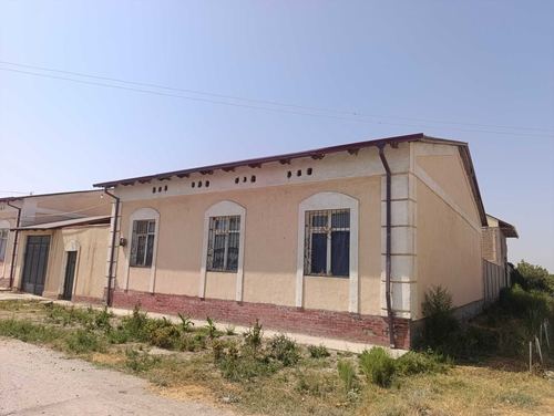 4-комнатный коттедж, 600 м²