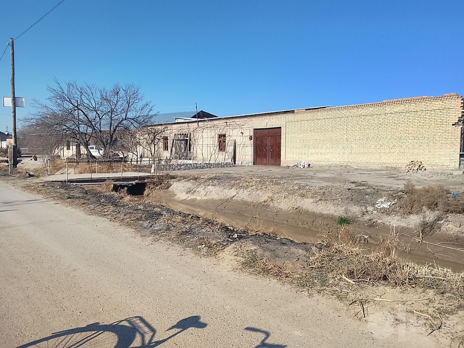 8-комнатный дом, 15 м², Бухара, на продажу