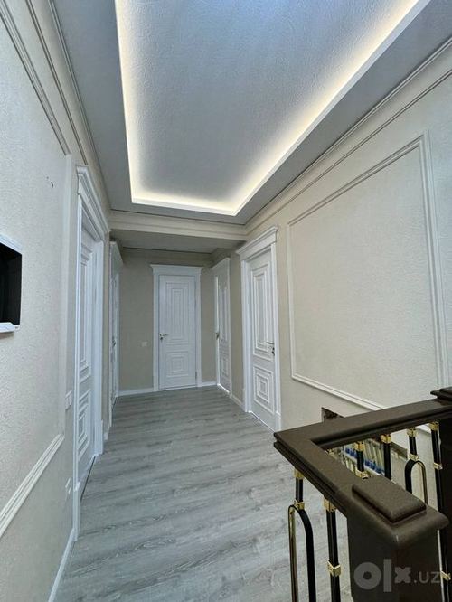 6-комнатный дом, 200 м²