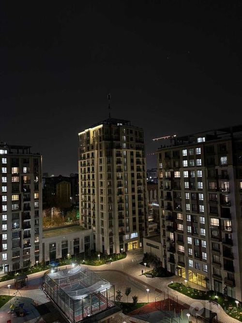 4-xonali kvartira, 147 m²