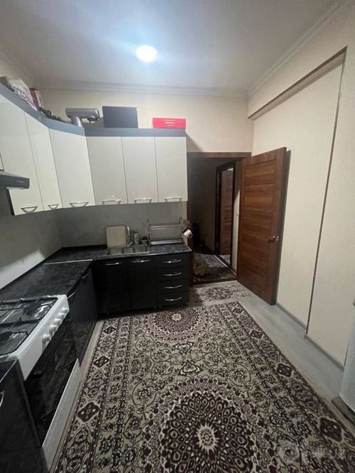 2-xonali kvartira, 70 m²