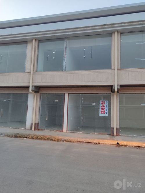 Срочно продам 2 этажный магазин Бухара сити в дол дороге.