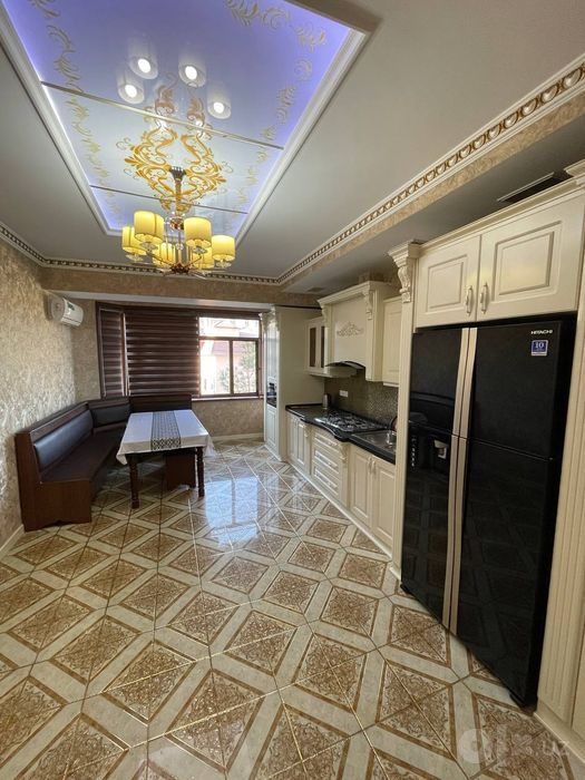 4-комнатная квартира, 150 м², Самарканд, в аренду