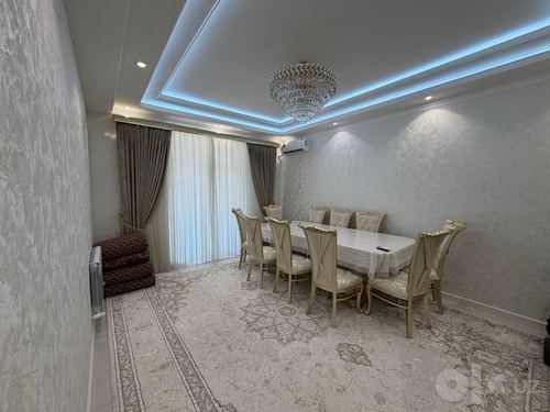 3-xonali kvartira, 82 m²