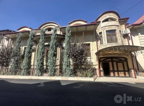 10-xonali uy, 800 m²