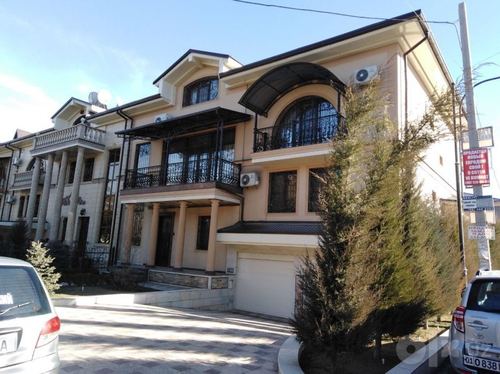 8-комнатный коттедж, 620 м²