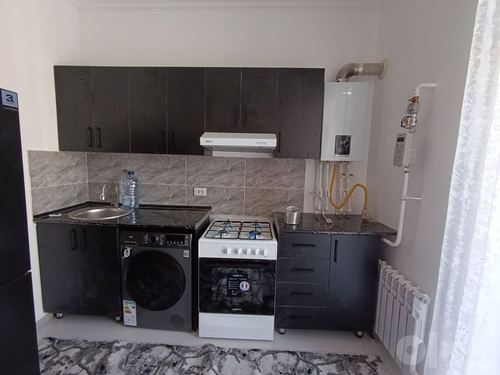 3-xonali kvartira, 70 m²