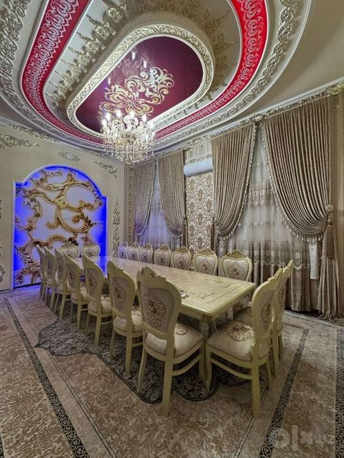 4-комнатная квартира, 135 м²