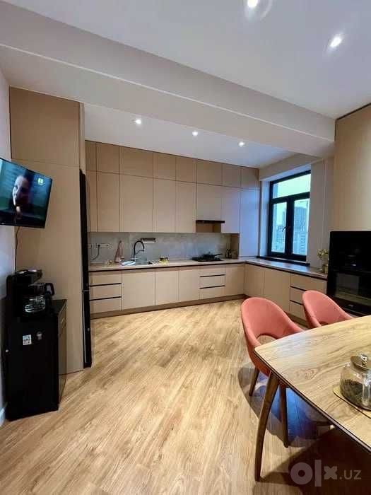 4-xonali kvartira, 130 m², Toshkent, Yakkasaroy tumani, sotuvga