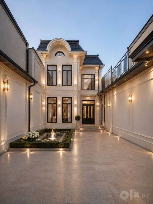 8-room house, 300 m²
