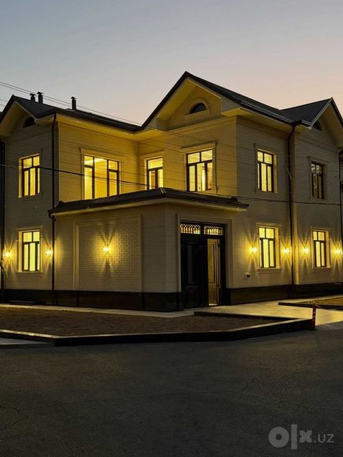6-комнатный дом, 300 м²