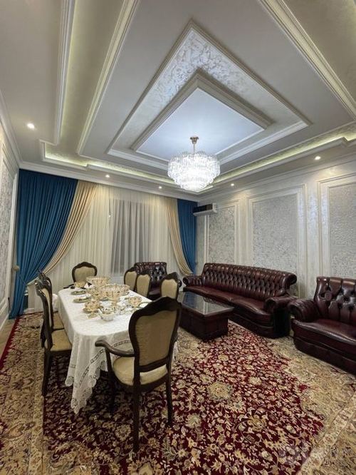 6-комнатный дом, 300 м²