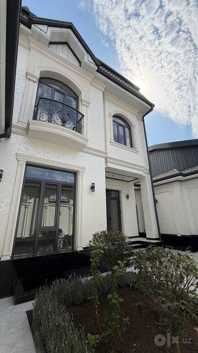 6-комнатный дом, 250 м²