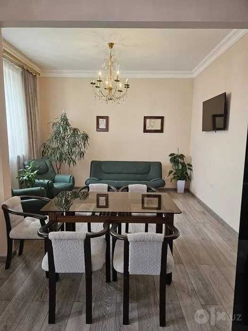 4-room apartment, 136 m²