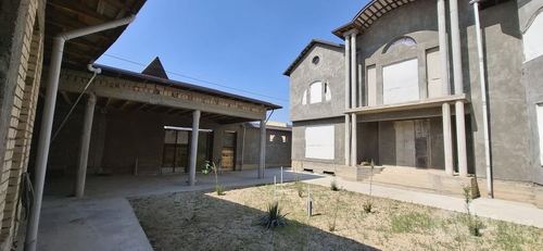 9-комнатный дом, 1165 м²