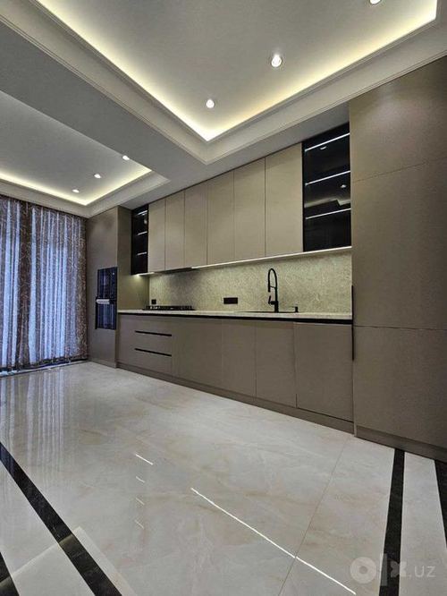 3-xonali kvartira, 96 m²
