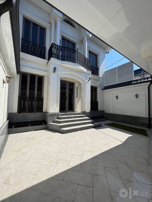 6-room cottage, 280 m²