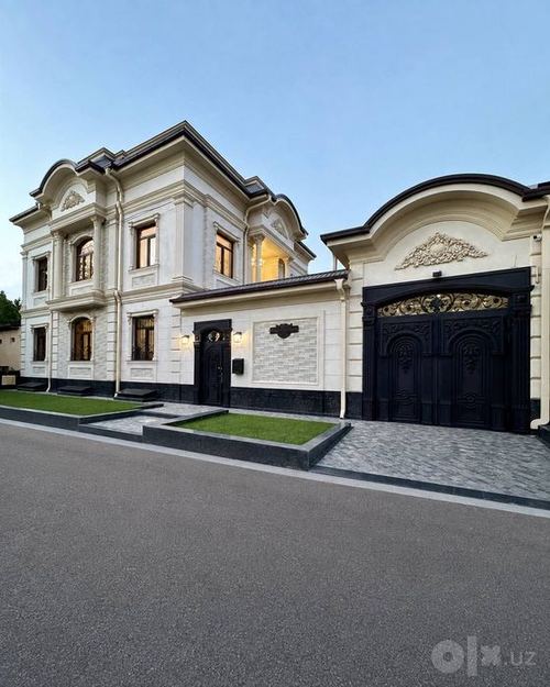 6-room house, 500 m²