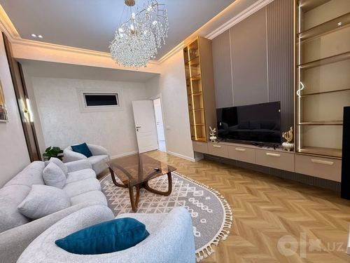 3-комнатная квартира, 82 м²