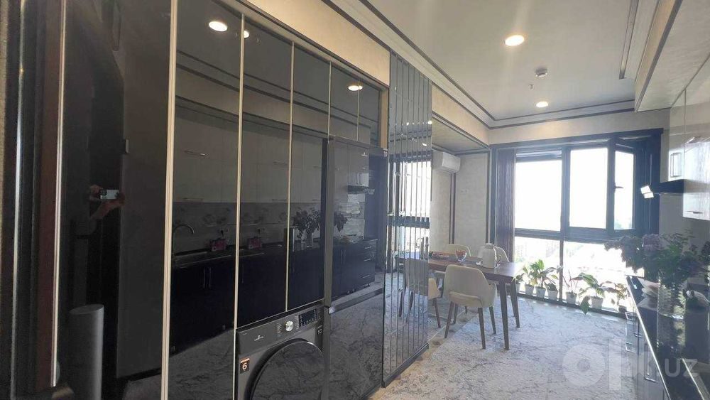 3-комнатная квартира, 104 м², Ташкент, Мирзо-Улугбекский район, на продажу