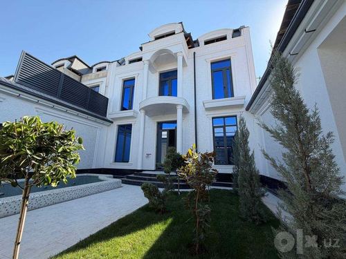 5-комнатный дом, 400 м²