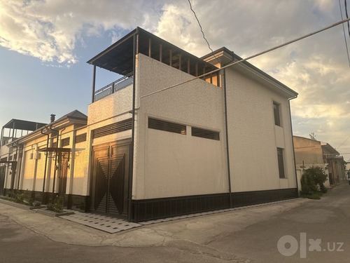 6-комнатный дом, 220 м²