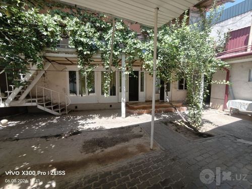 5-xonali uy, 140 m²