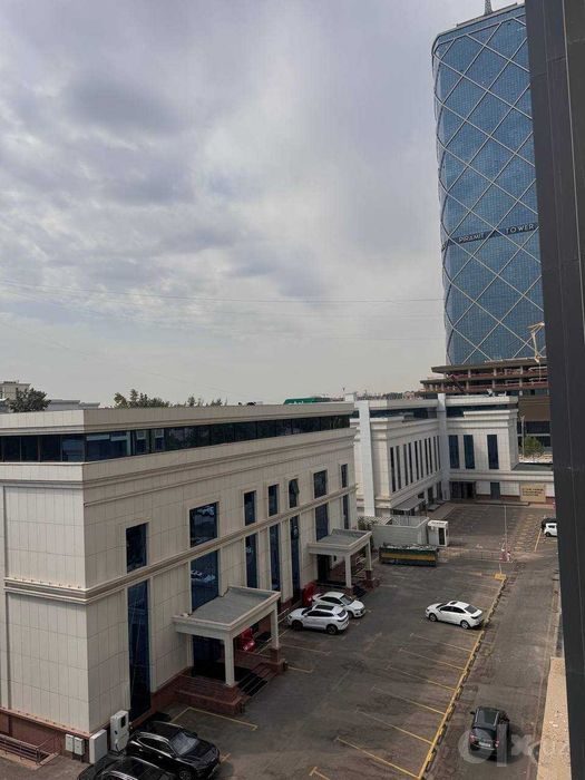 3-комнатная квартира, 132 м², Ташкент, Яккасарайский район, на продажу