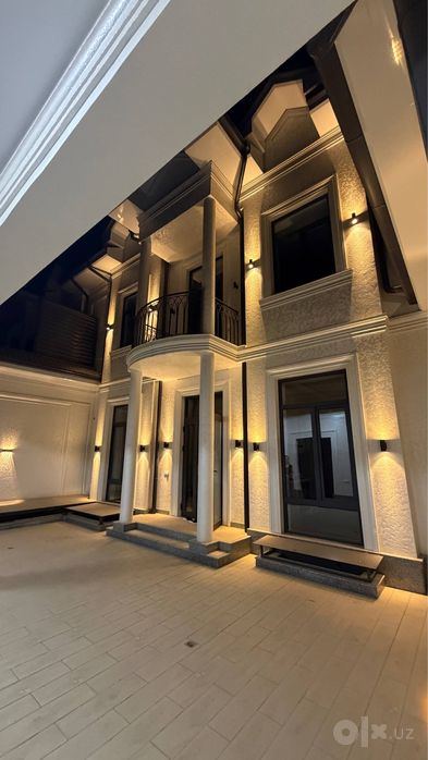 7-xonali uy, 330 m²